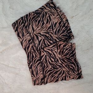 LAB MFG Athletic Shorts Tan and Black Animal Print Size 14 (XL)